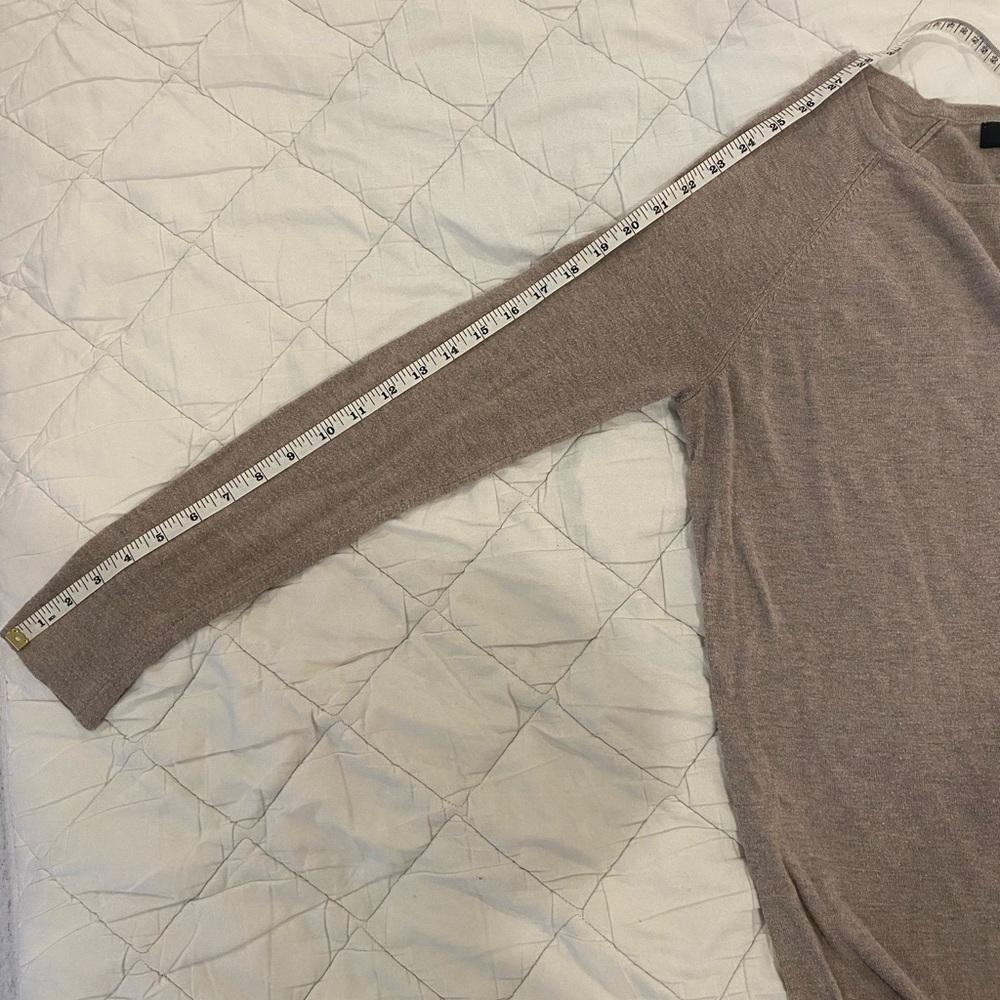 Mossimo Taupe Long Sleeve Sweater Size L – Women’s Lightweight Knit Top - Picture 5 of 5